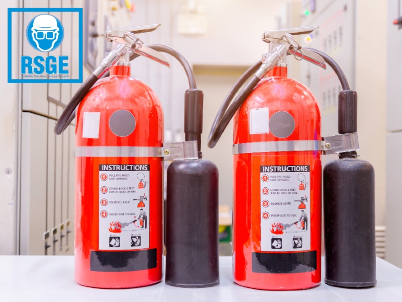 Alegeți cele mai bune stingătoare de incendiu după evaluarea riscurilor  